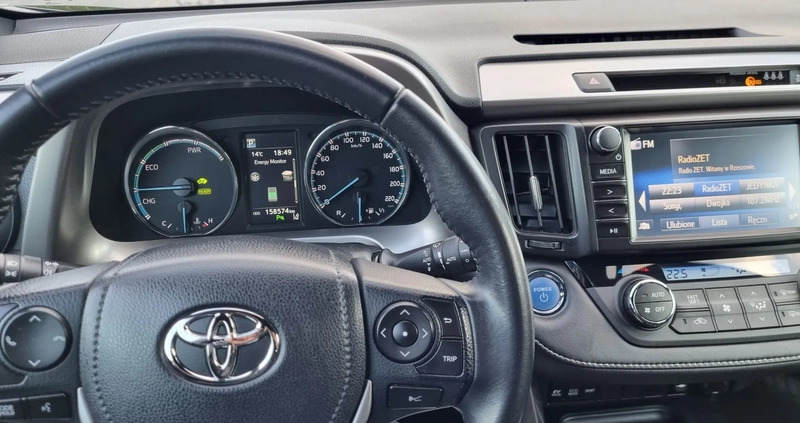 Toyota RAV4 cena 94000 przebieg: 158000, rok produkcji 2016 z Ropczyce małe 37